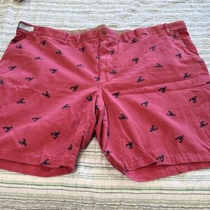 Men’s Izod shorts. Red with navy blue lobsters. Size 52. Excellent condition.